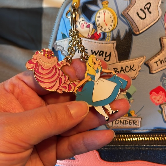 Disney Alice in Wonderland bag by Danielle Nicole - Picture 2 of 6